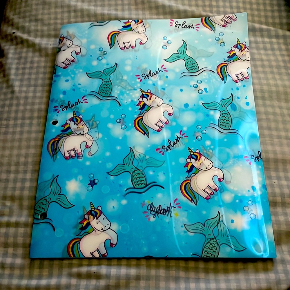 2 pocket portfolio unicorn printed